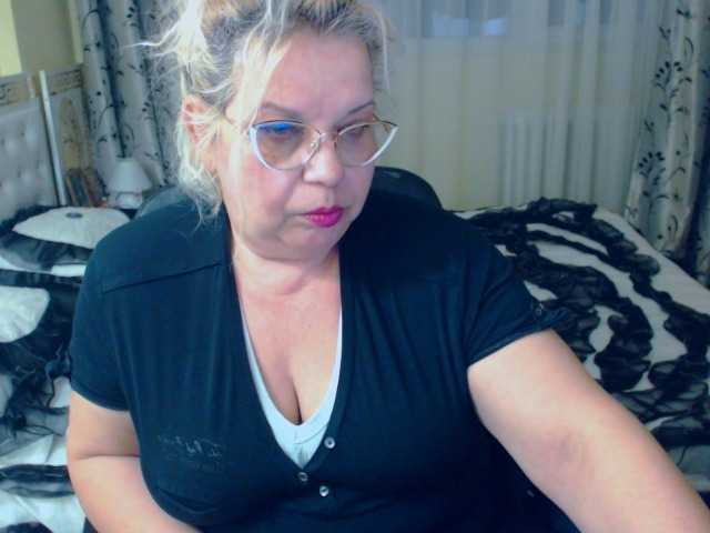 Fotografije SonyaHotMilf your tips makes me cum and squirt,xoxo