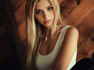 Erotski video chat SonySweet