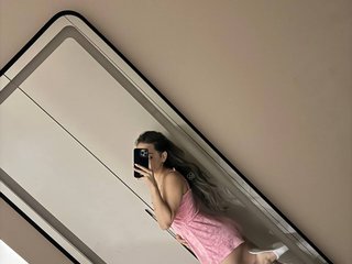 Erotski video chat SooMin