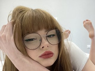 Erotski video chat Sophie-doll