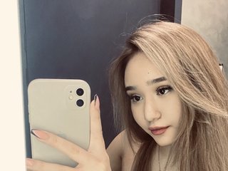 Erotski video chat SujiMin