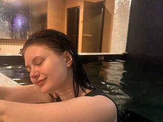 Erotski video chat Sunny-Smail