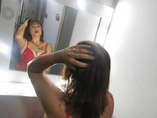 Erotski video chat susan-hot69