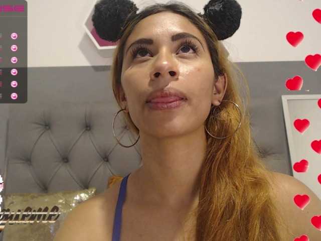 Fotografije Susy-Violet blowjob show