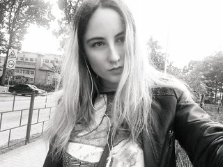 Erotski video chat Suzanna3