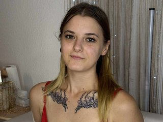 Erotski video chat SuzyMiu