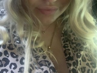 Erotski video chat SweetStrawberry1