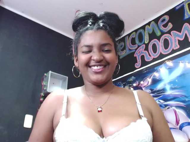 Fotografije TeenEbony Welcome to my room, let's have fun together! #ebony #teen #new #bigass