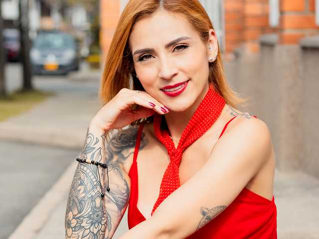 Fotografija profila Thania-Hot