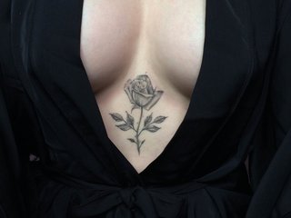 Erotski video chat ThebesthornyasiangirL