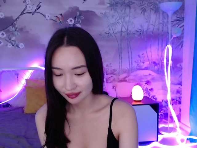 Fotografije TomikoMilo Have you ever tried royal blowjob or ever hear about this ? Ask me ! My fav vibe level 5,10,20,30,40,50, 66 it goes me crazy #asian #mistress #skinny #squirt #stockings