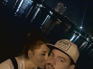 Erotski video chat Alex-Tanya