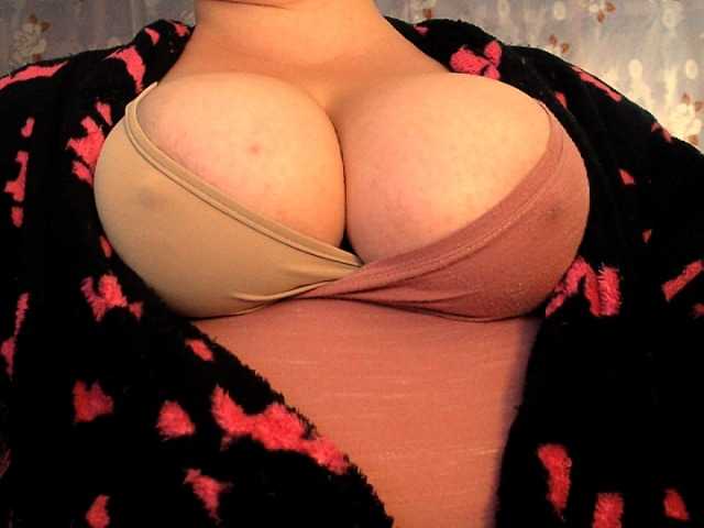 Emitiranje snimki zaslona VIPLLLaraVIP