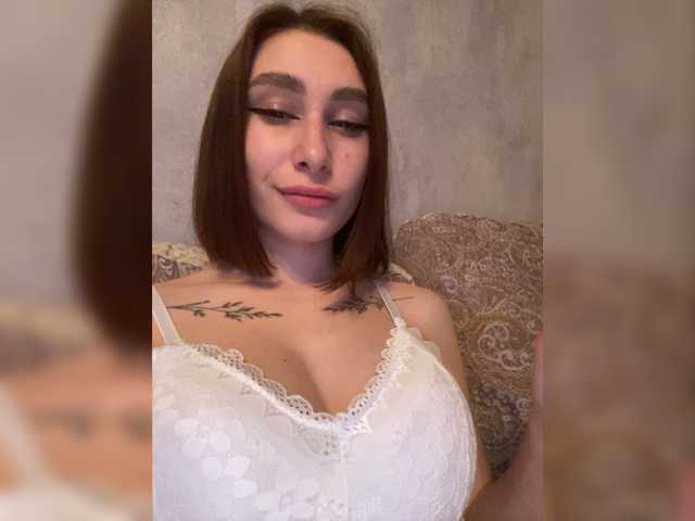 Fotografije 1ONESUCH make me feel good 2222 tokens Lovens from 1tok the strongest vibration 22tok favorite 111tok I accept private for new users 50% discount)