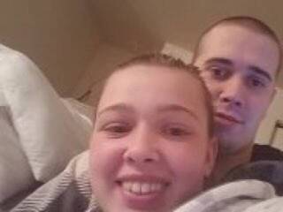 Erotski video chat CouchCouple7