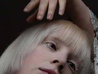 Erotski video chat WhteSpir1t