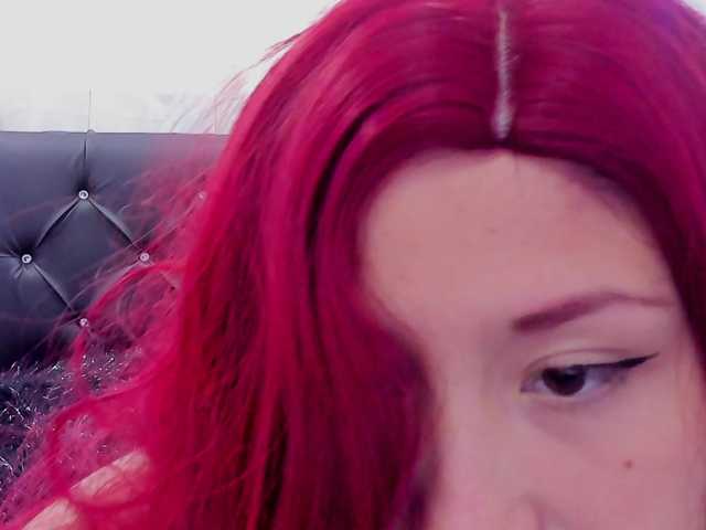 Fotografije Willow-Red Welcome Dear! ♥ #Vibe With Me #Cam2Cam Prime #Bailar #Desnudarse #Disfrutar