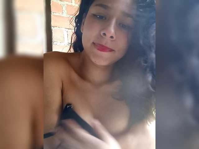 Emitiranje snimki zaslona Witchbunny