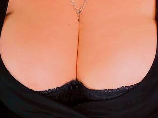 Erotski video chat XBIGTITSXX