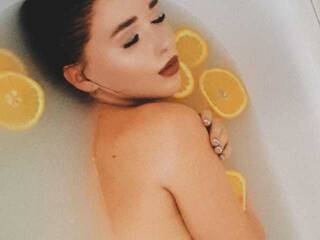 Erotski video chat XOlina