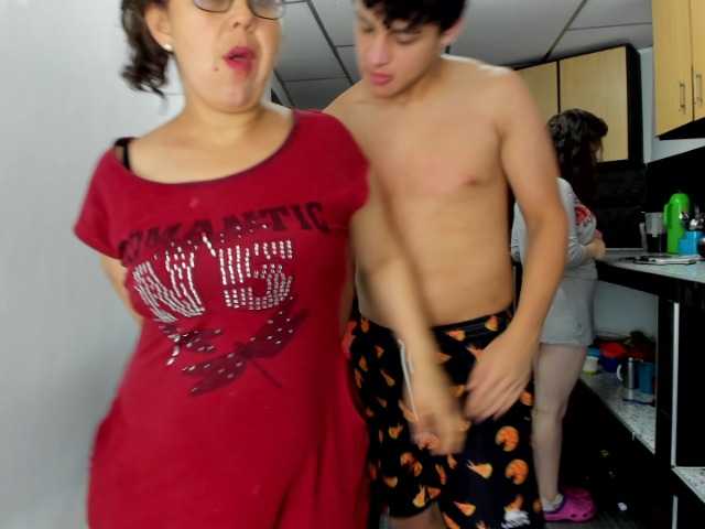 Emitiranje snimki zaslona xsexysgirlsx