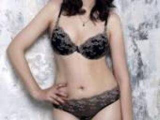 Erotski video chat xxkiiraxx