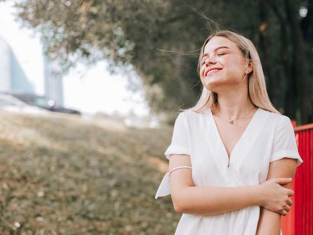 Fotografija profila yammy-blond