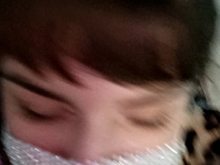 Erotski video chat Zadira_Fox