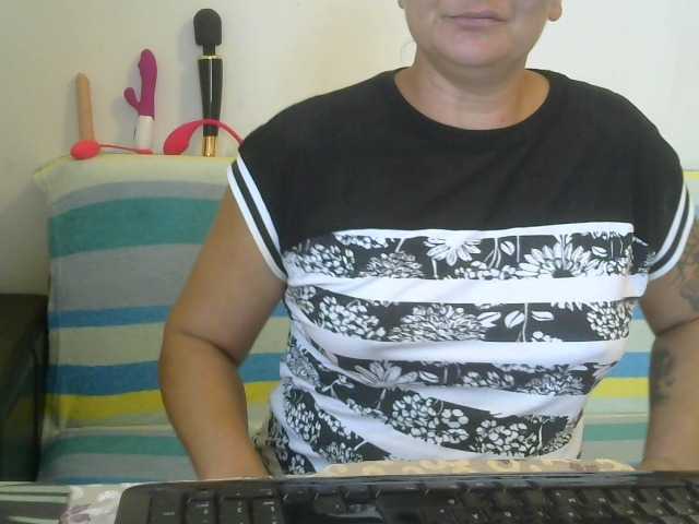 Emitiranje snimki zaslona YasminaGeile