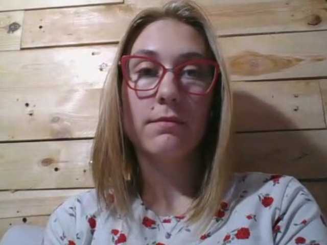 Emitiranje snimki zaslona YasmineKiss