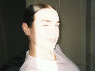 Erotski video chat Yeahrina