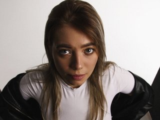 Erotski video chat YessyVine