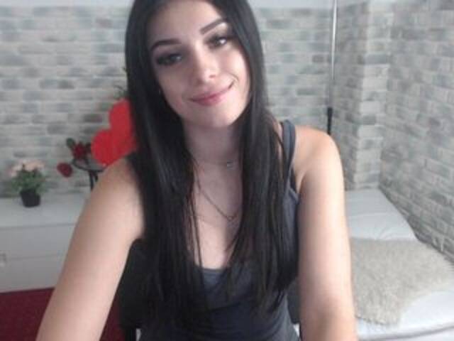 Emitiranje snimki zaslona Your-G0ddess