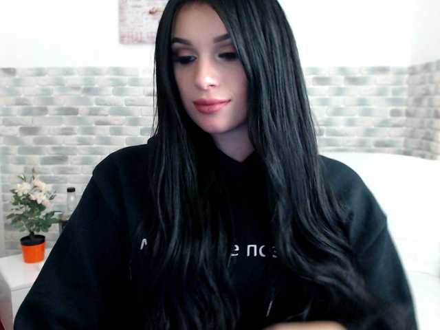 Emitiranje snimki zaslona Your-G0ddess