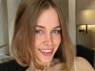 Erotski video chat YourJuly