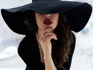 Erotski video chat YourNewLove