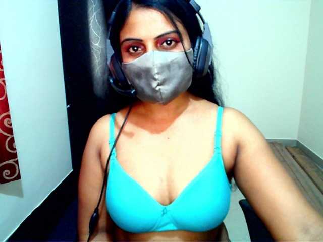 Fotografije yoursavitha5 my neighbour at home | Make me Squirt at Pvt | Today free show for all| Please support | lets party [none] [none] [none]