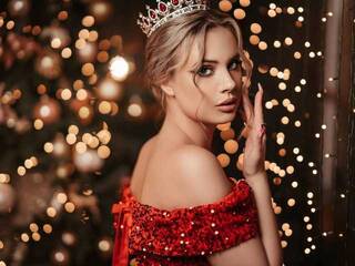 Erotski video chat YungEllita