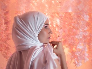 Erotski video chat Zareen-