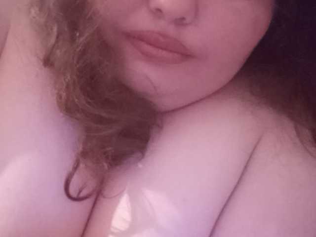 Emitiranje snimki zaslona Zhennettt