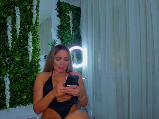 Emitiranje snimki zaslona ZinaSquirts