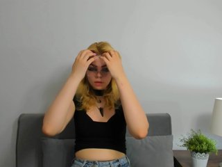 Erotski video chat ZoeCharming